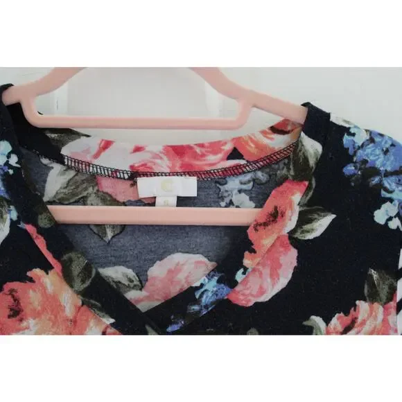 Women's Size Small Muilt-Color Pullover VNeck Tee Shirt Front Pocket - Picture 3 of 4